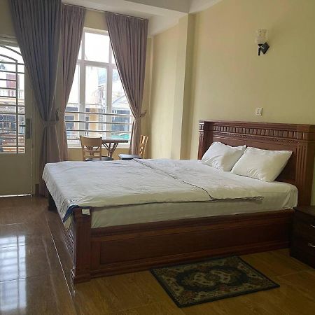 Blue Sky Guest House Phnom Penh Exterior foto
