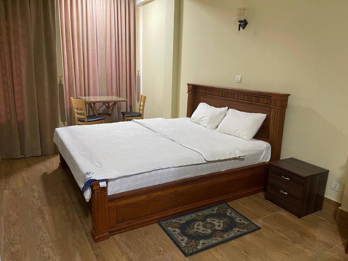 Blue Sky Guest House Phnom Penh Exterior foto